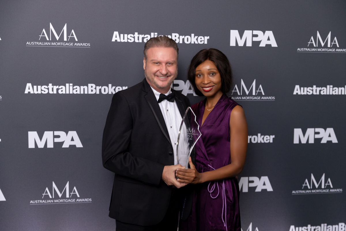 MORTGAGE MANAGER OF THE YEAR